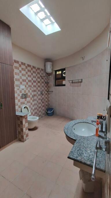 Basti House - Boutique Homestay Lakhnau Kültér fotó