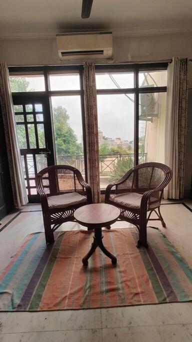 Basti House - Boutique Homestay Lakhnau Kültér fotó