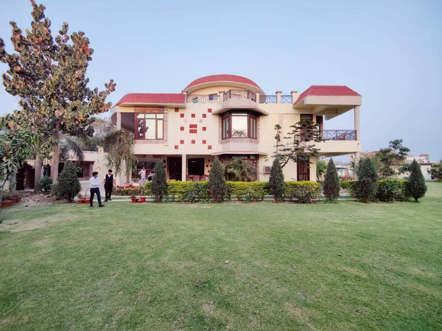 Basti House - Boutique Homestay Lakhnau Kültér fotó