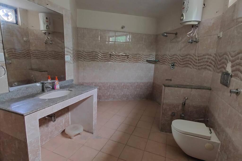 Basti House - Boutique Homestay Lakhnau Kültér fotó