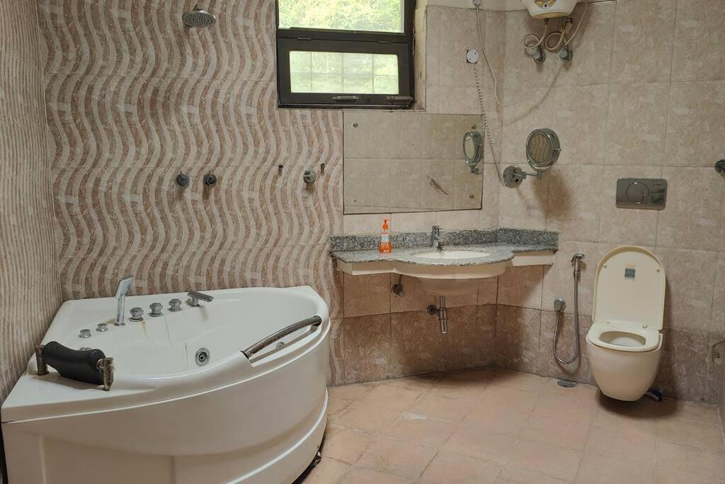 Basti House - Boutique Homestay Lakhnau Kültér fotó